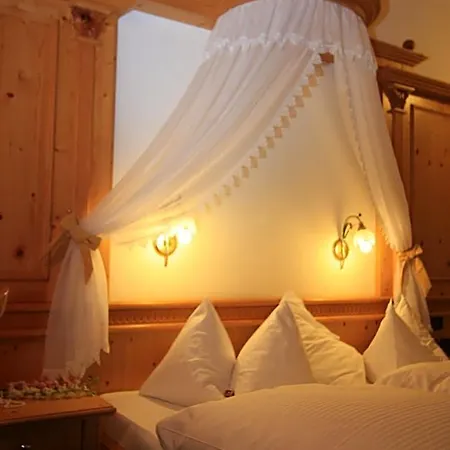 Garni Val De Costa 3* كنازاي