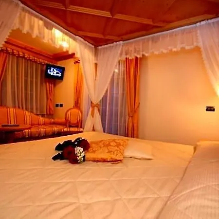 Garni Val De Costa فندق كنازاي