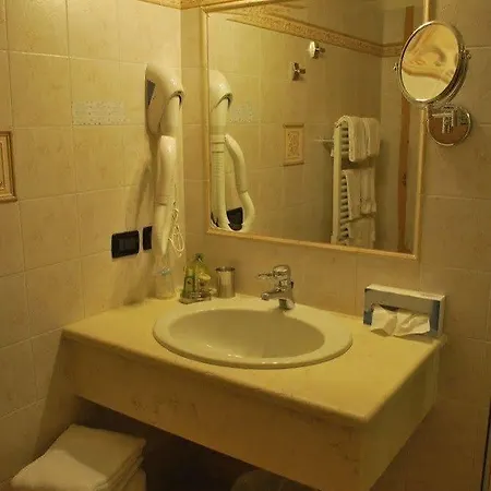 Hotel Garni Val De Costa 3*