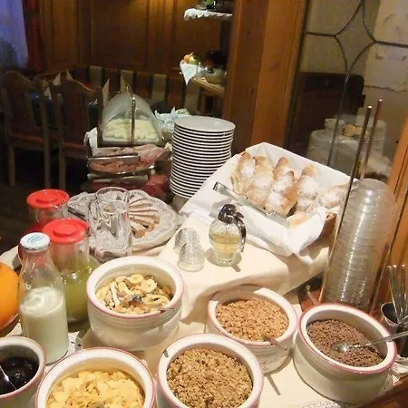 Garni Val De Costa Hotel 3*