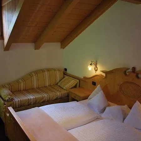 Garni Val De Costa Otel Canazei