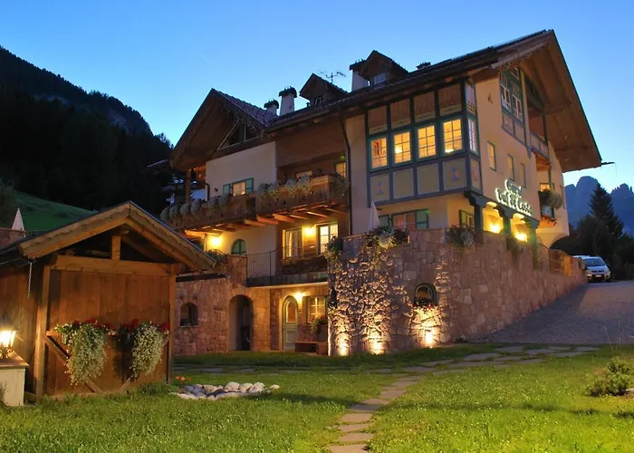 Hotel Garnì Val De Costa 3*